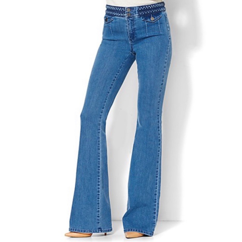 ‼️RARE ‼️- NY&C BELL BOTTOMS/FLARE JEANS